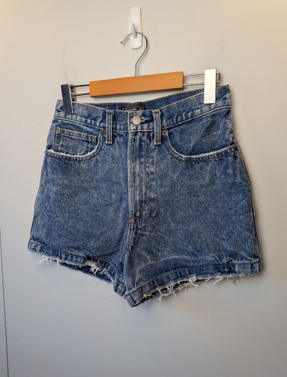 ABERCROMBIE & FITCH Natural Rise Short Jeans Women Mini Lenght Size 26 Blue